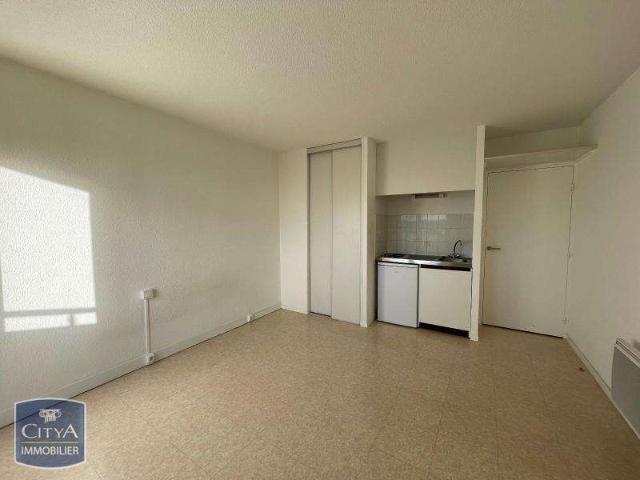 Location appartement 1 pièce Le Mans 72