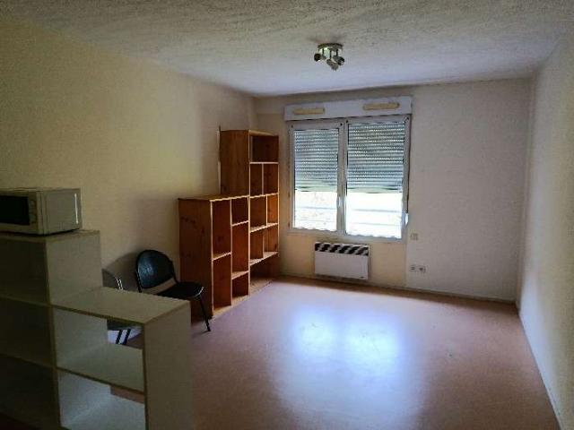 Location appartement 1 pièce Le Mans 72