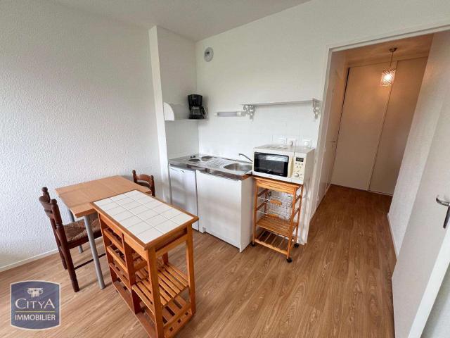 Location appartement 1 pièce Le Mans 72