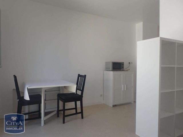Location appartement 1 pièce Le Mans 72