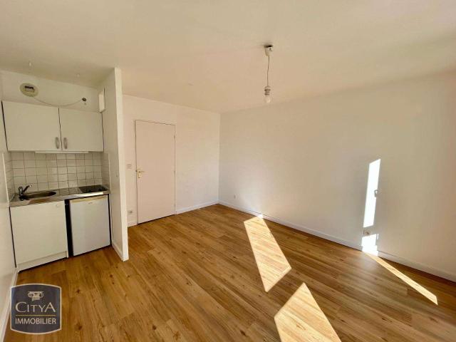 Location appartement 1 pièce Le Mans 72