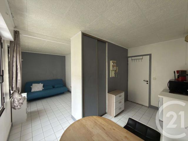 Location appartement 1 pièce Le Mans 72