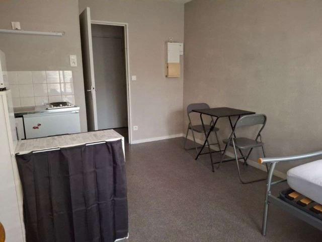 Location appartement 1 pièce Le Mans Miroir Batignolles 72