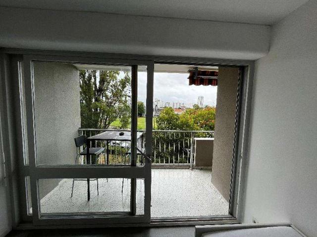 Location appartement 1 pièce Le Bouscat 33