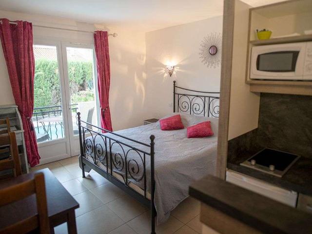 Location appartement 1 pièce Le Pradet 83