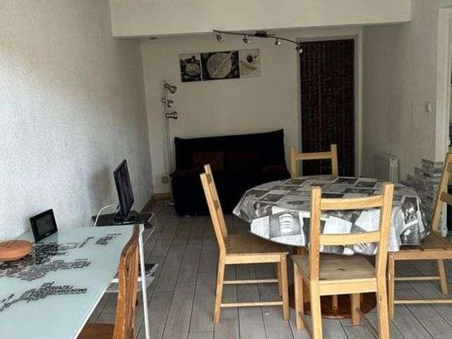 Location appartement 1 pièce Le Pradet 83