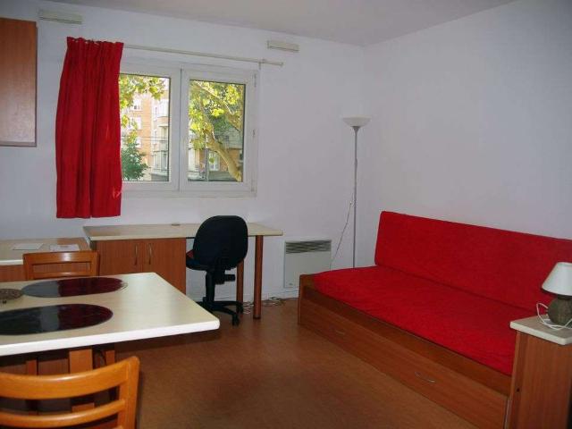 Location appartement 1 pièce Paris 14e 75