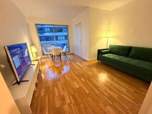 Location appartement 1 pièce Paris 14e 75