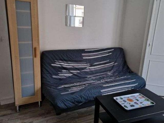 Location appartement 1 pièce Paris 15e 75