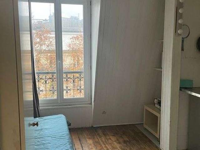 Location appartement 1 pièce Paris 18e 75