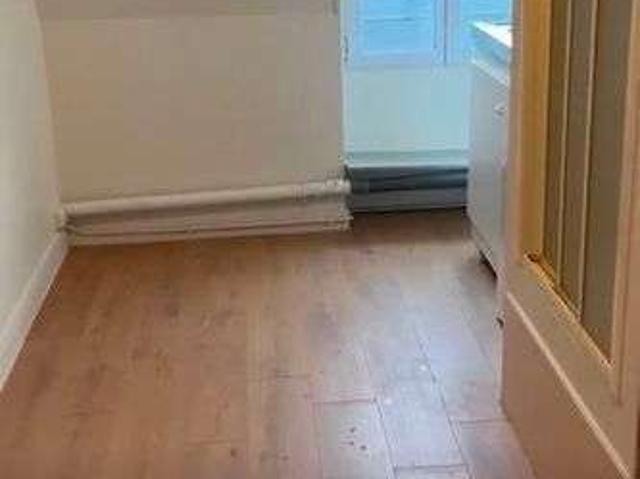 Location appartement 1 pièce Paris 19e 75