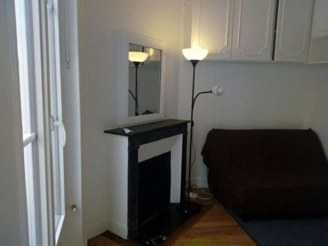 Location appartement 1 pièce Paris 19e 75
