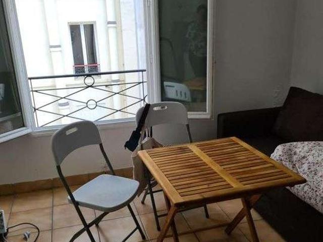 Location appartement 1 pièce Paris 11e 75