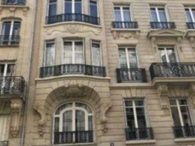 Location appartement 1 pièce Paris 8e 75