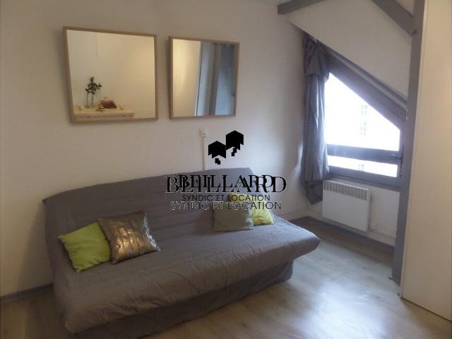 Location appartement 1 pièce Pau 64000 869196