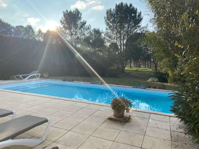 Location appartement 1 pièce Pessac 33