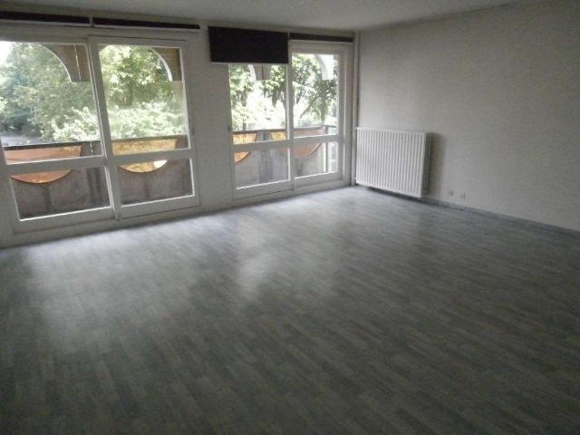 Location appartement 1 pièce Rennes Bourg L'evêque 35
