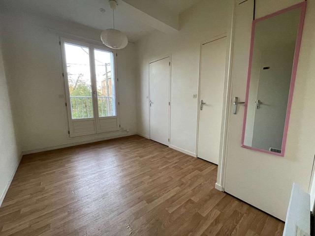 Location appartement 1 pièce Rennes Bourg L'evêque 35