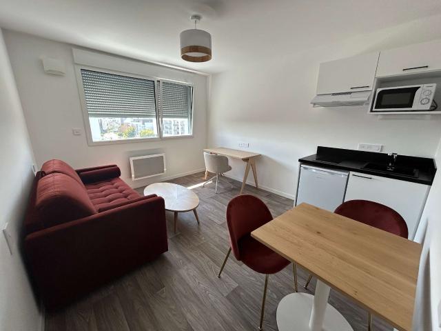 Location appartement 1 pièce Rennes Bourg L'evêque 35