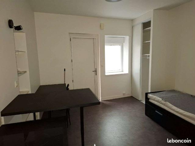 Location appartement 1 pièce Rennes Sacré Coeurs 35