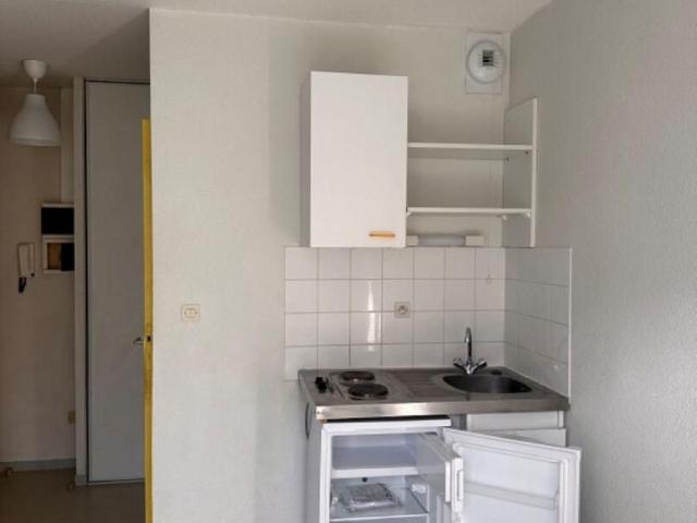 Location Appartement 1 pièce s de 14.68 m2