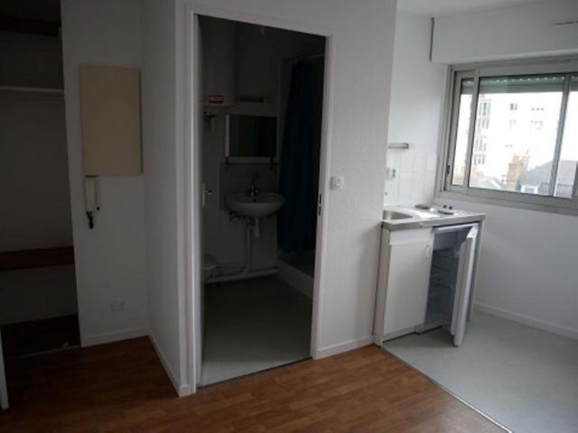 Location Appartement 1 pièce s de 15.99 m2 | Cabinet Martin