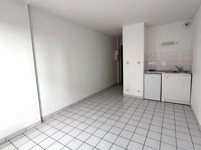 Location Appartement 1 pièce s de 16.51 m2