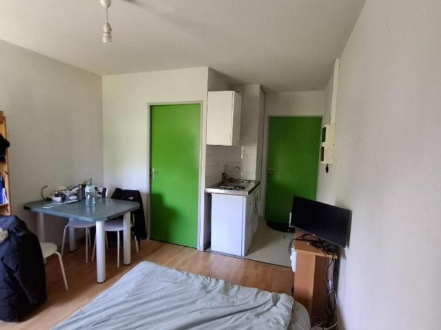 Location Appartement 1 pièce s de 16.65 m2