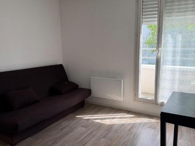 Location Appartement 1 pièce s de 16.87 m2