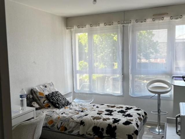 Location Appartement 1 pièce s de 17.19 m2