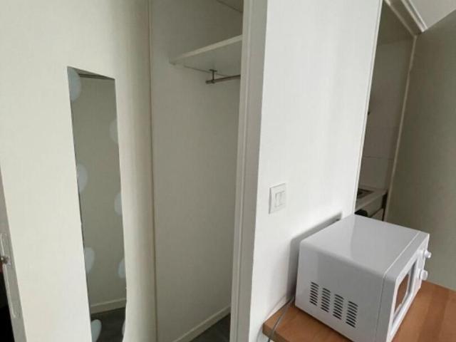 Location Appartement 1 pièce s de 17.1 m2