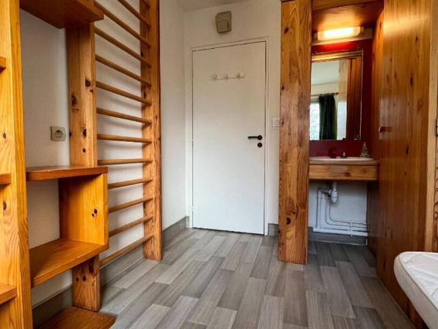 Location Appartement 1 pièce s de 9 m2