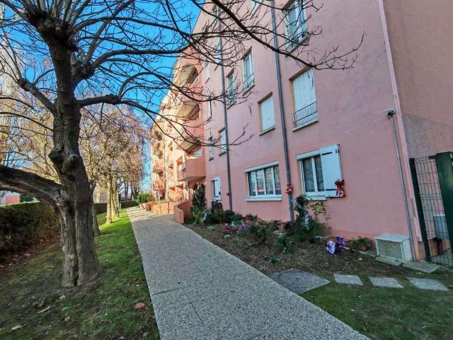 Location appartement 1 pièce Saint Michel sur Orge 91