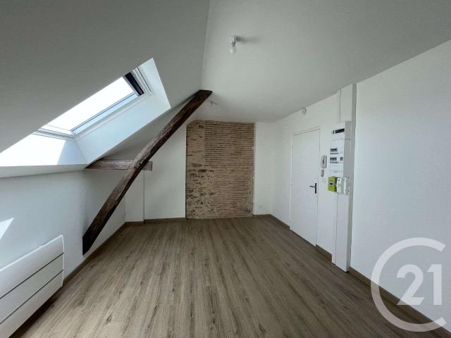 Location appartement 1 pièce Saint Berthevin 53