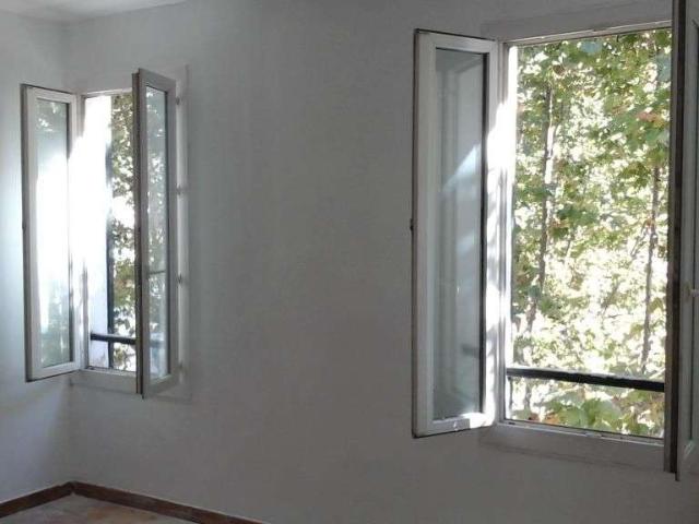 Location appartement 1 pièce Saint Cyr sur Mer 83