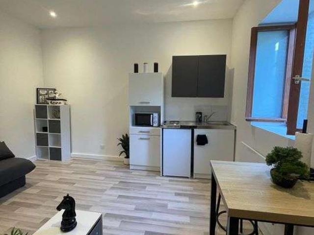 Location appartement 1 pièce Saint Claude 39