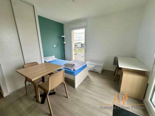 Location appartement 1 pièce Saint Contest 14