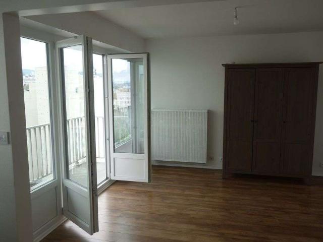Location appartement 1 pièce Saint Étienne 42