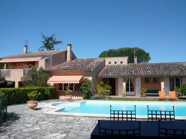 Location appartement 1 pièce Saint Geniès Bellevue 31
