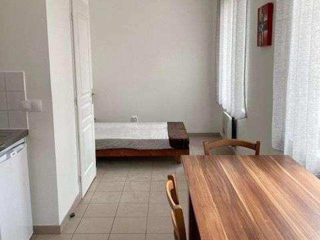 Location appartement 1 pièce Saint Quentin 02