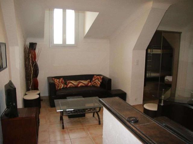 Location appartement 1 pièce Saint Raphaël 83