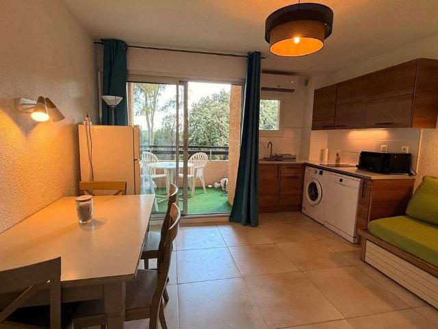 Location appartement 1 pièce Saint Raphaël 83
