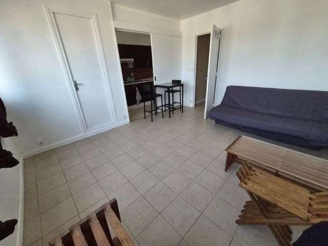Location appartement 1 pièce Sens 89