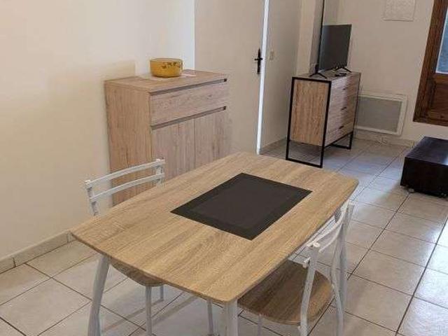 Location appartement 1 pièce Servian 34