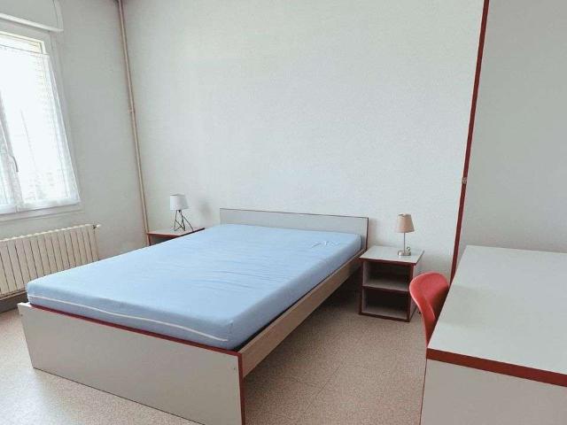 Location appartement 1 pièce Toulon 83