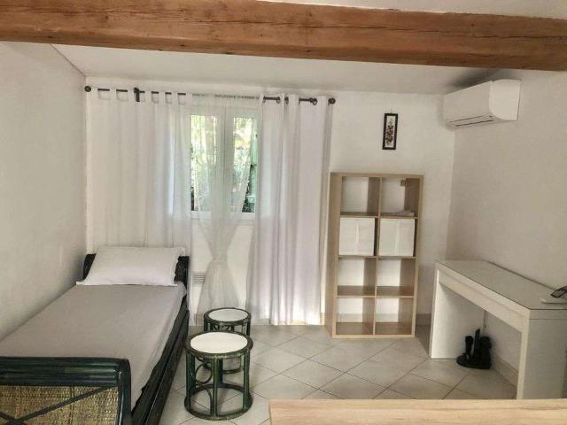 Location appartement 1 pièce Toulon 83