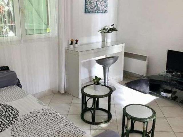 Location appartement 1 pièce Toulon 83