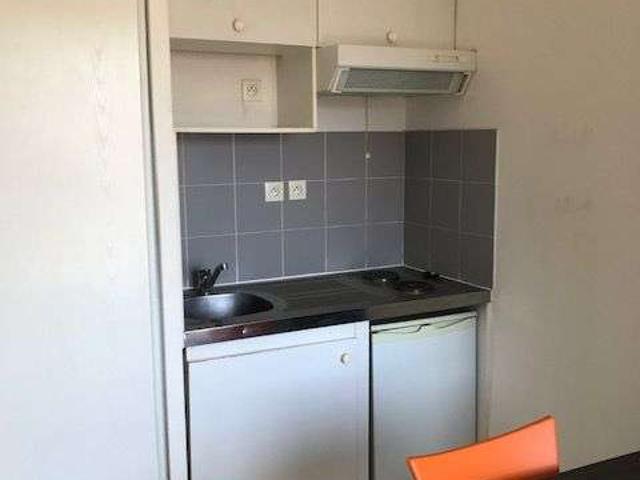 Location appartement 1 pièce Toulon 83