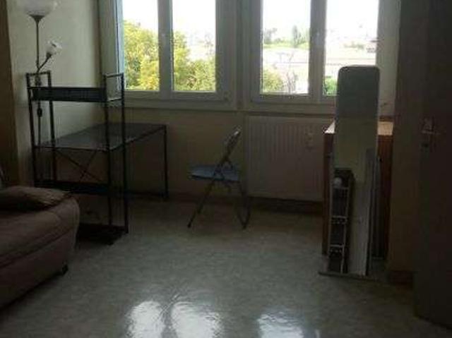 Location appartement 1 pièce Troyes 10