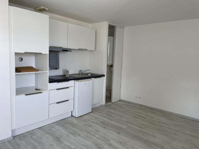 Location appartement 1 pièce Vannes Centre Ville 56
